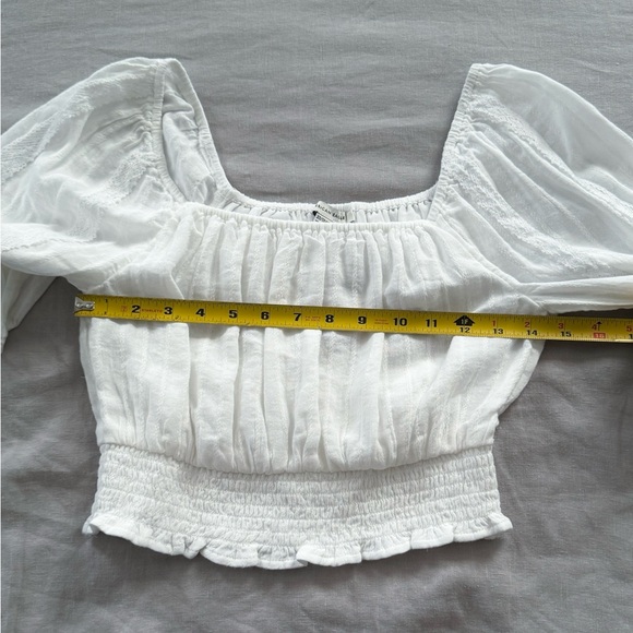 AMERICAN EAGLE white crop top romantic blouse size XS brand new with tags! - Picture 5 of 6